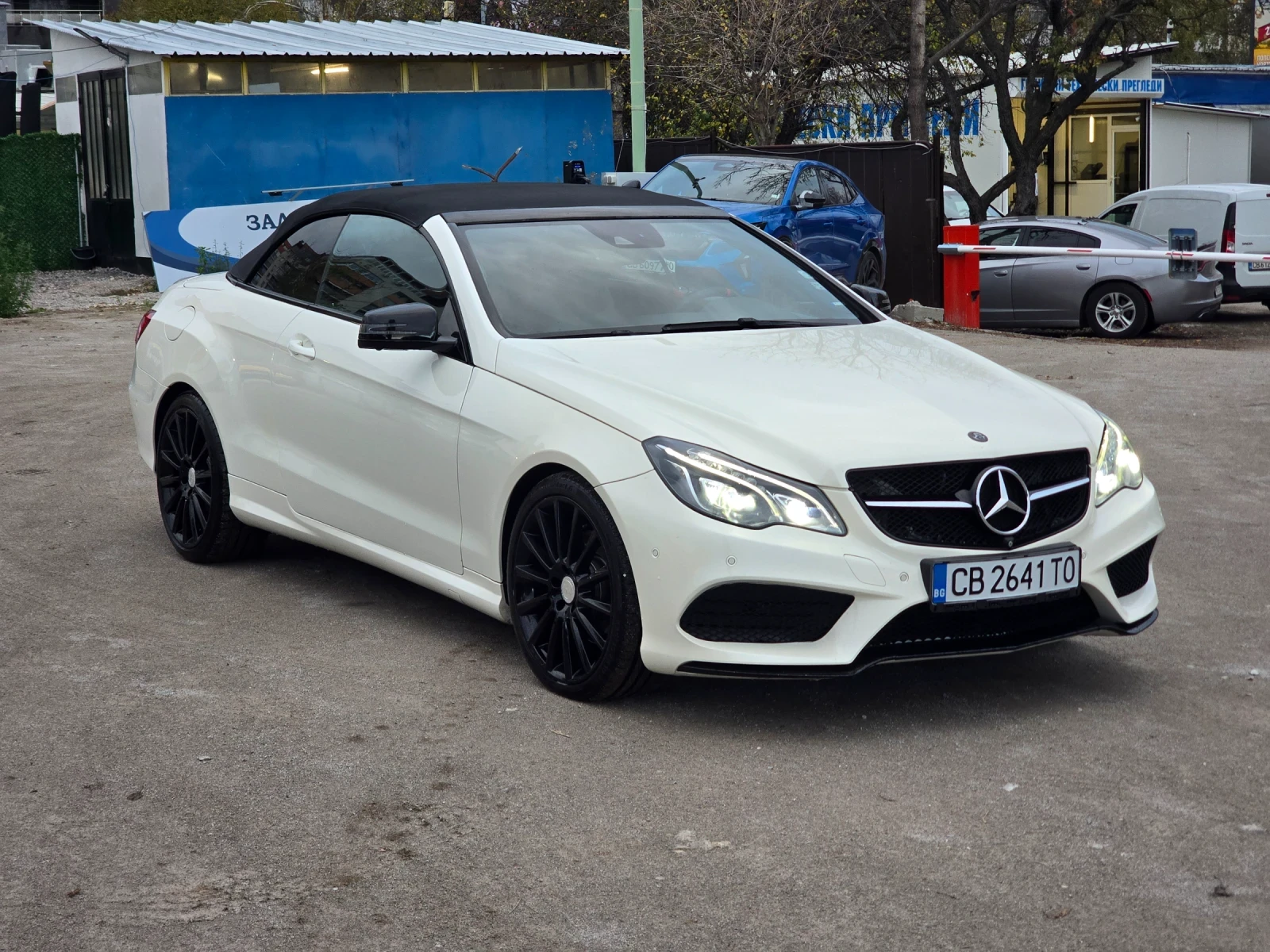 Mercedes-Benz E 350 AMG 63 ПАКЕТ /  КАБРИОЛЕТ / БАРТЕР  - изображение 3