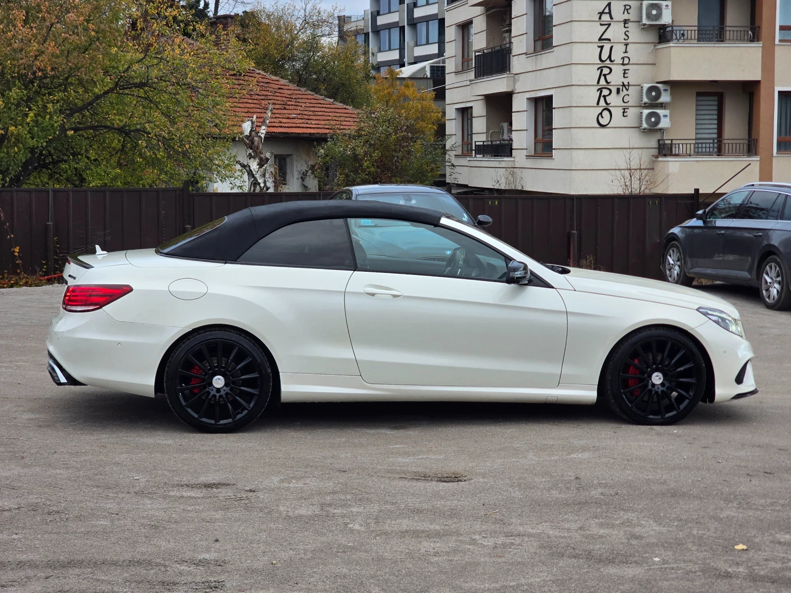 Mercedes-Benz E 350 AMG 63 ПАКЕТ /  КАБРИОЛЕТ / БАРТЕР  - изображение 4