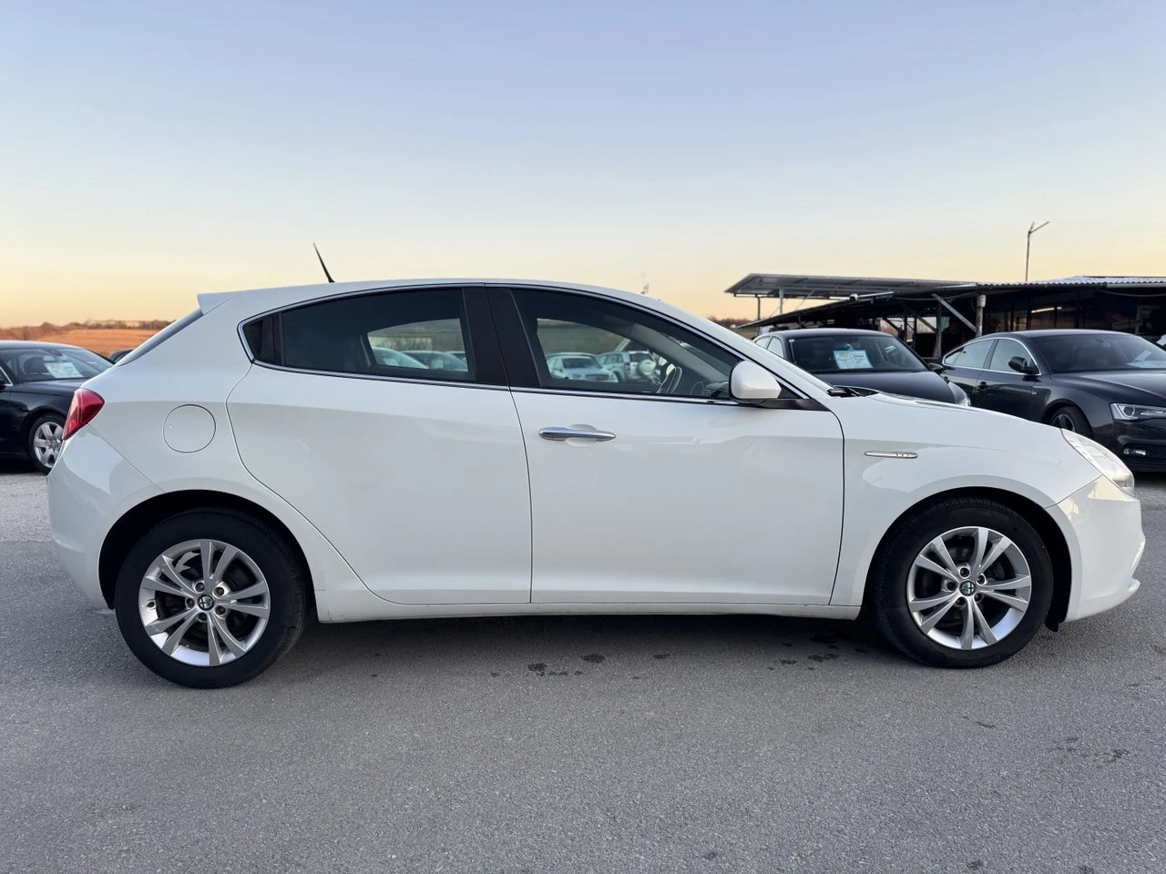 Alfa Romeo Giulietta 1.6JTD - изображение 8