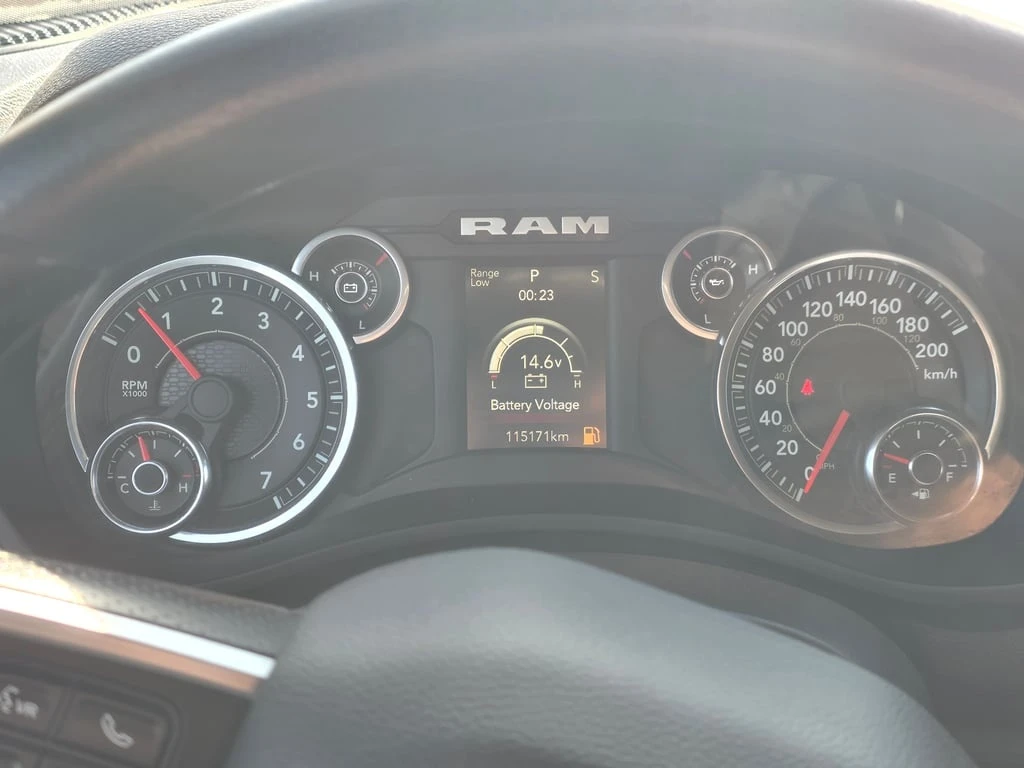 Dodge RAM 3500 * Big Horn * CARFAX * БЕЗ ПЪРВОНАЧАЛНА ВНОСКА - изображение 8