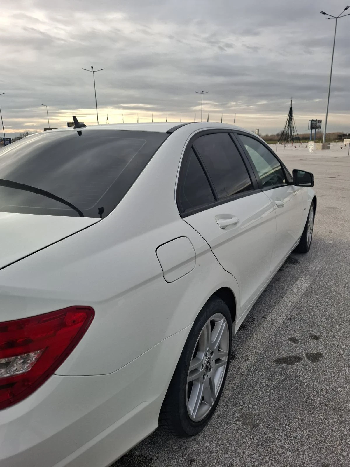 Mercedes-Benz C 200 2.2 - изображение 3