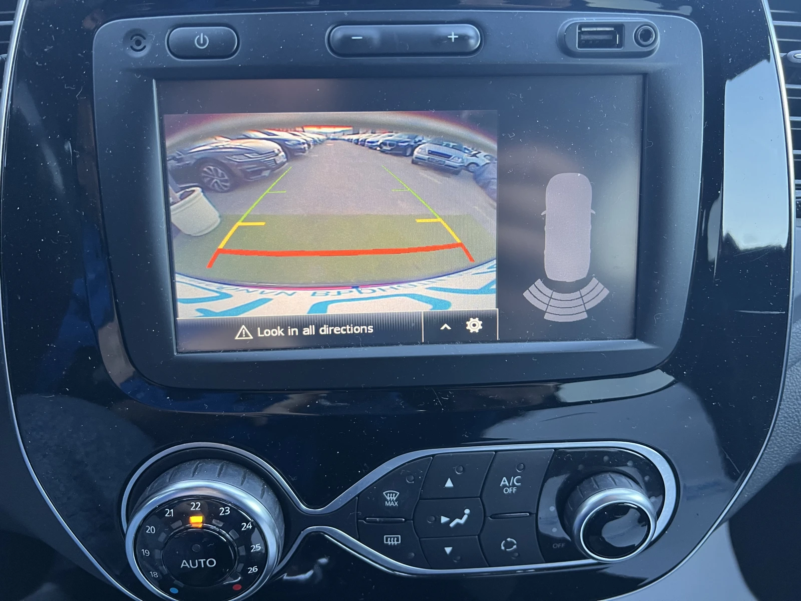 Renault Captur INTENS/1.5DCI/110K.C./6�� | Mobile.bg � ����������� 14