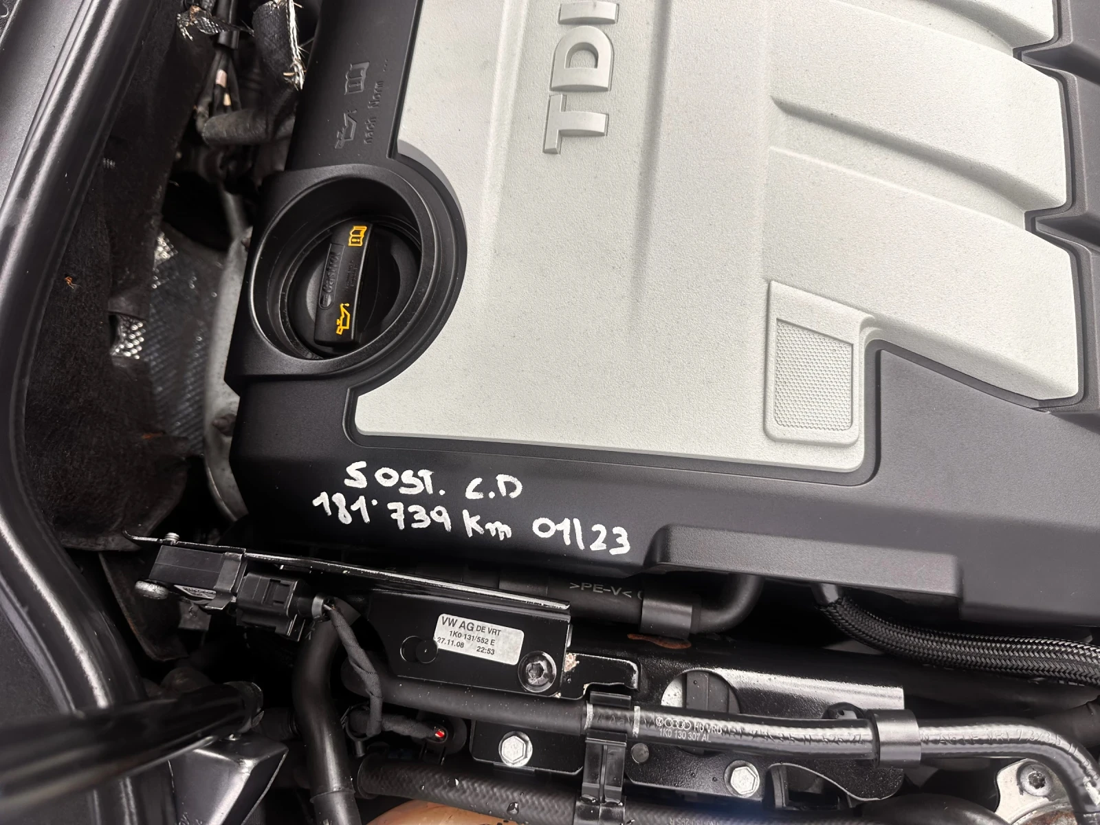 VW Golf 2.0TDI АВТОМАТ , снимка 12 - Автомобили и джипове - 54158315