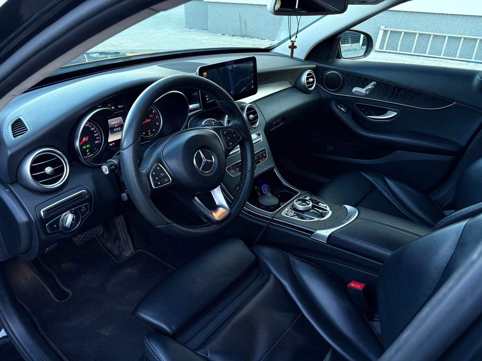 Mercedes-Benz 300, снимка 9 - Автомобили и джипове - 54490518