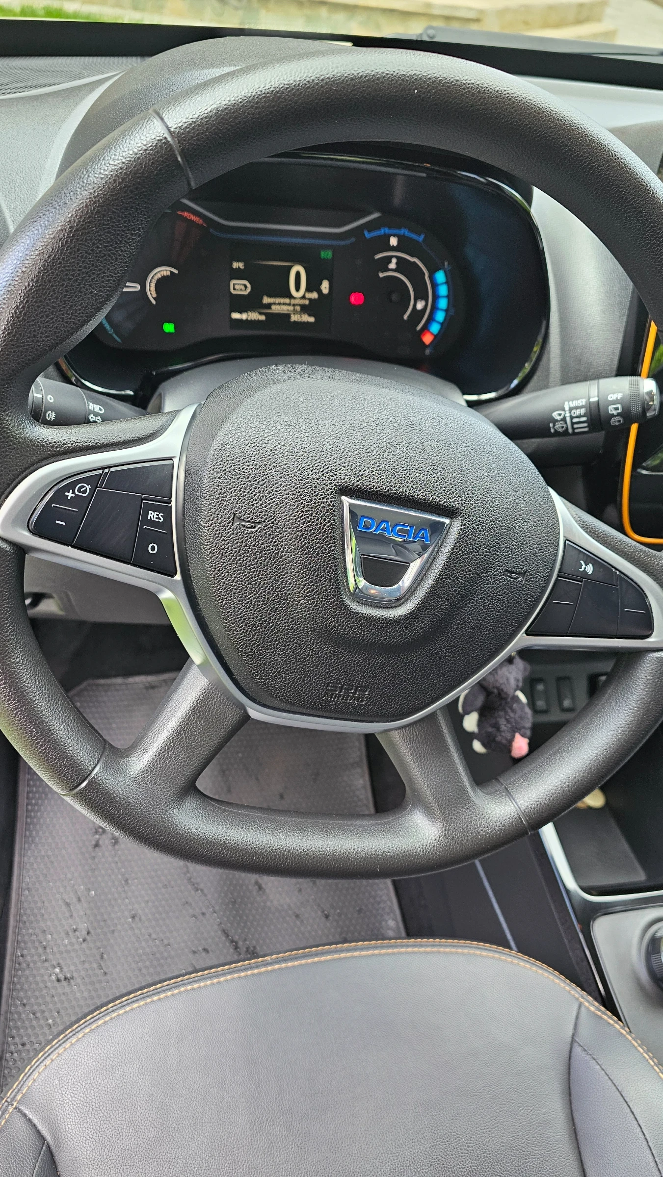 Dacia Spring 33 kWh, снимка 10 - Автомобили и джипове - 54727034