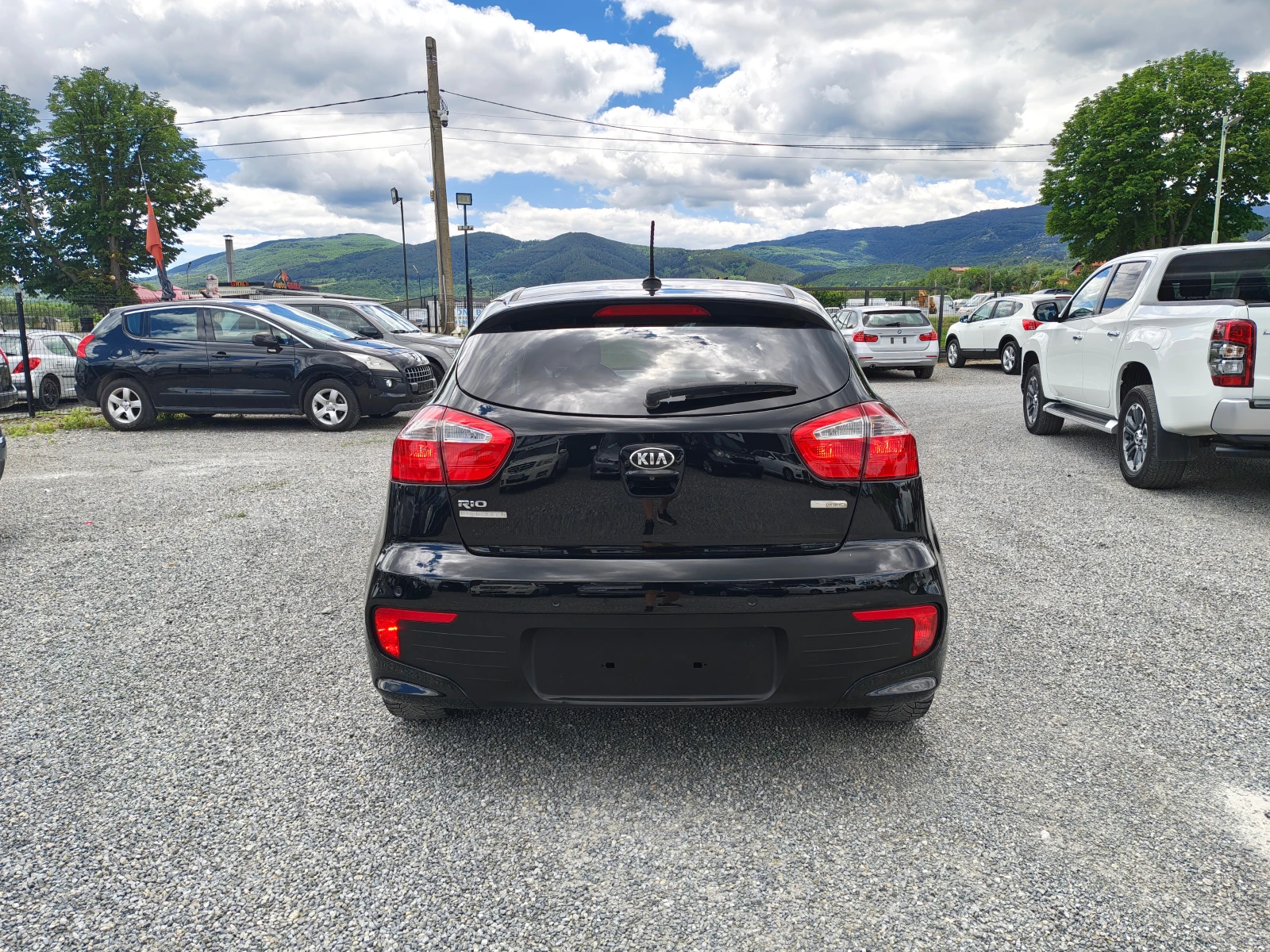 Kia Rio 1.1 CRDI, снимка 5 - Автомобили и джипове - 54892404