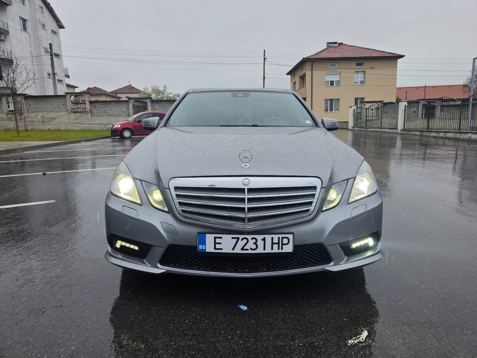 Mercedes-Benz E 350, снимка 3 - Автомобили и джипове - 54914129