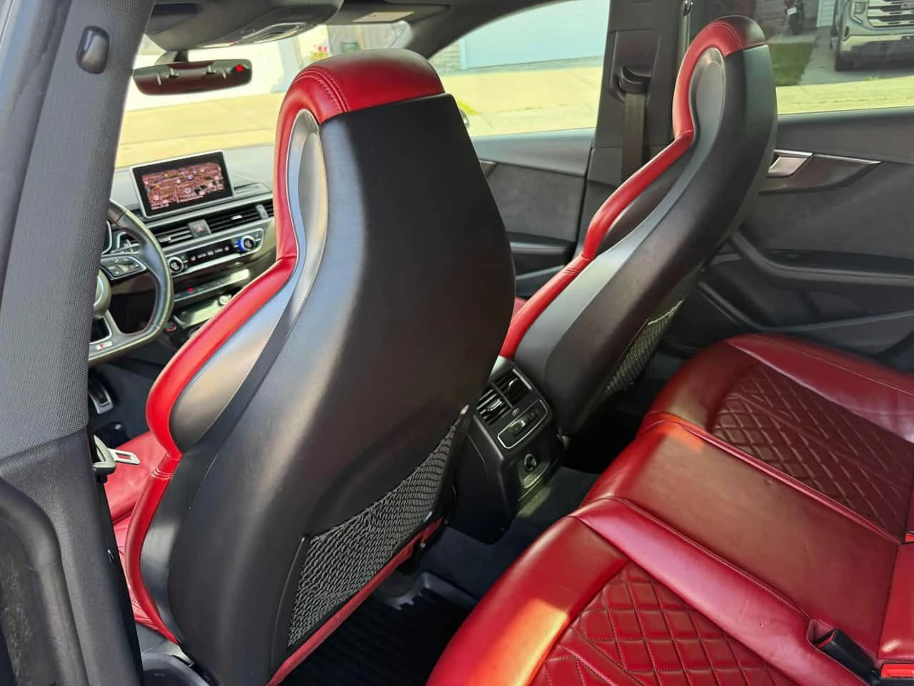 Audi S5  PROGRESSIV 3.0 TFSI QUATTRO / МАСАЖИ / B&O , снимка 13 - Автомобили и джипове - 55446422