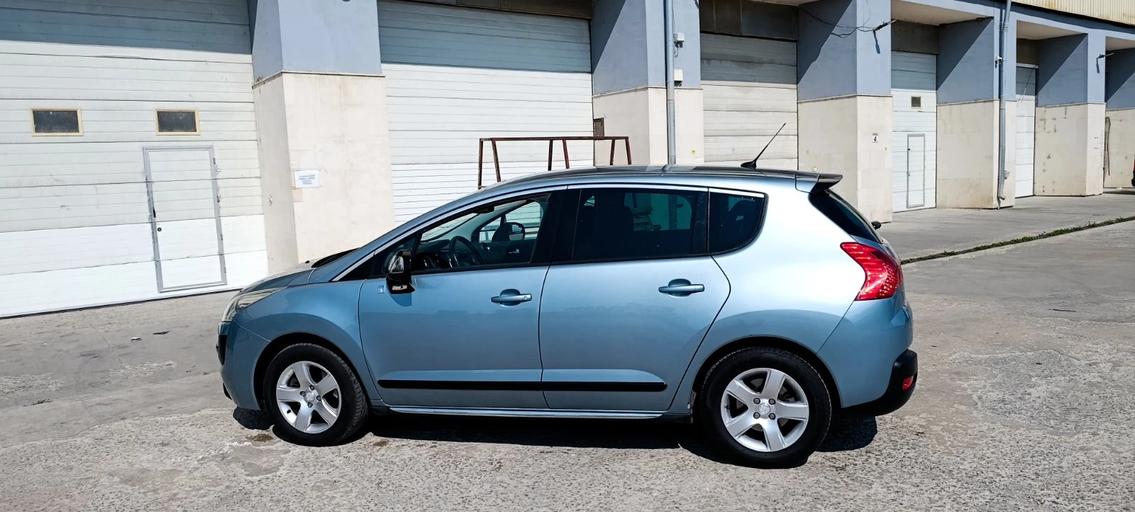 Peugeot 3008, снимка 7 - Автомобили и джипове - 55603630