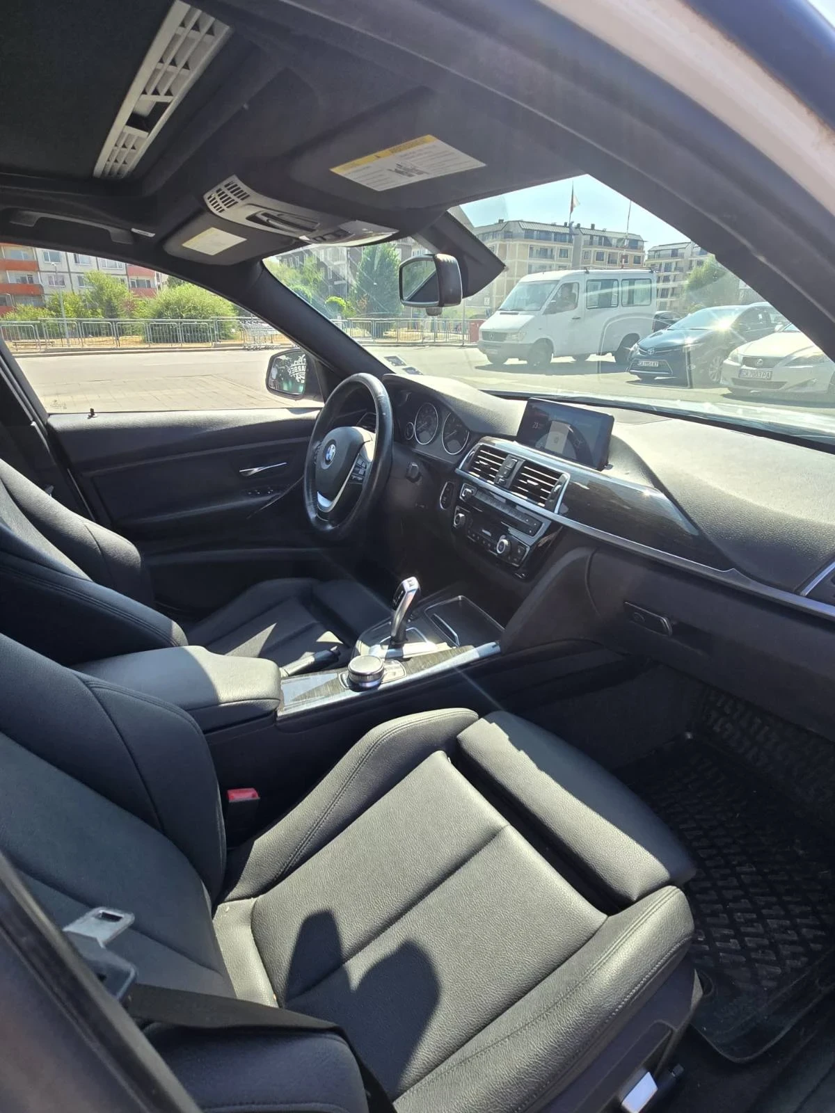 BMW 320 Xdrive, снимка 4 - Автомобили и джипове - 55784062