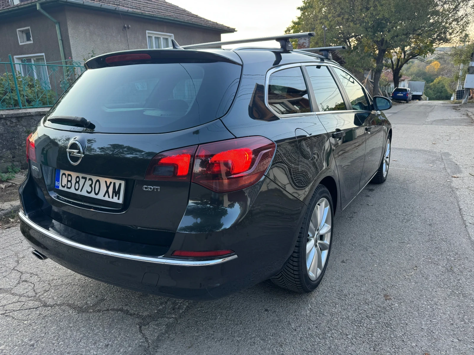 Opel Astra 2.0 CDTI , снимка 5 - Автомобили и джипове - 56646382