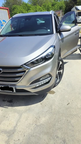 Hyundai Tucson 2.0 CRDI 4x4, снимка 2