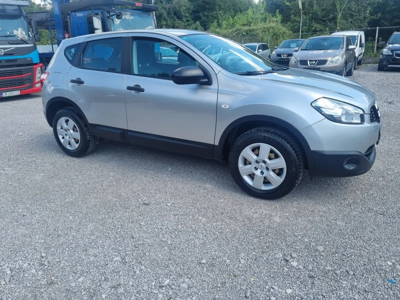 Nissan Qashqai 1.5-dci, снимка 6 - Автомобили и джипове - 37731477