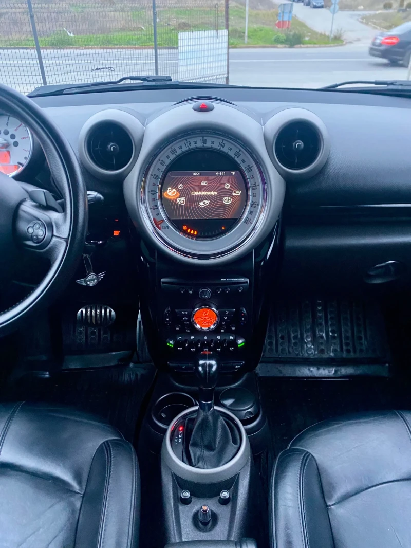 Mini Countryman 2.0SD ALL4, снимка 13 - Автомобили и джипове - 52714218
