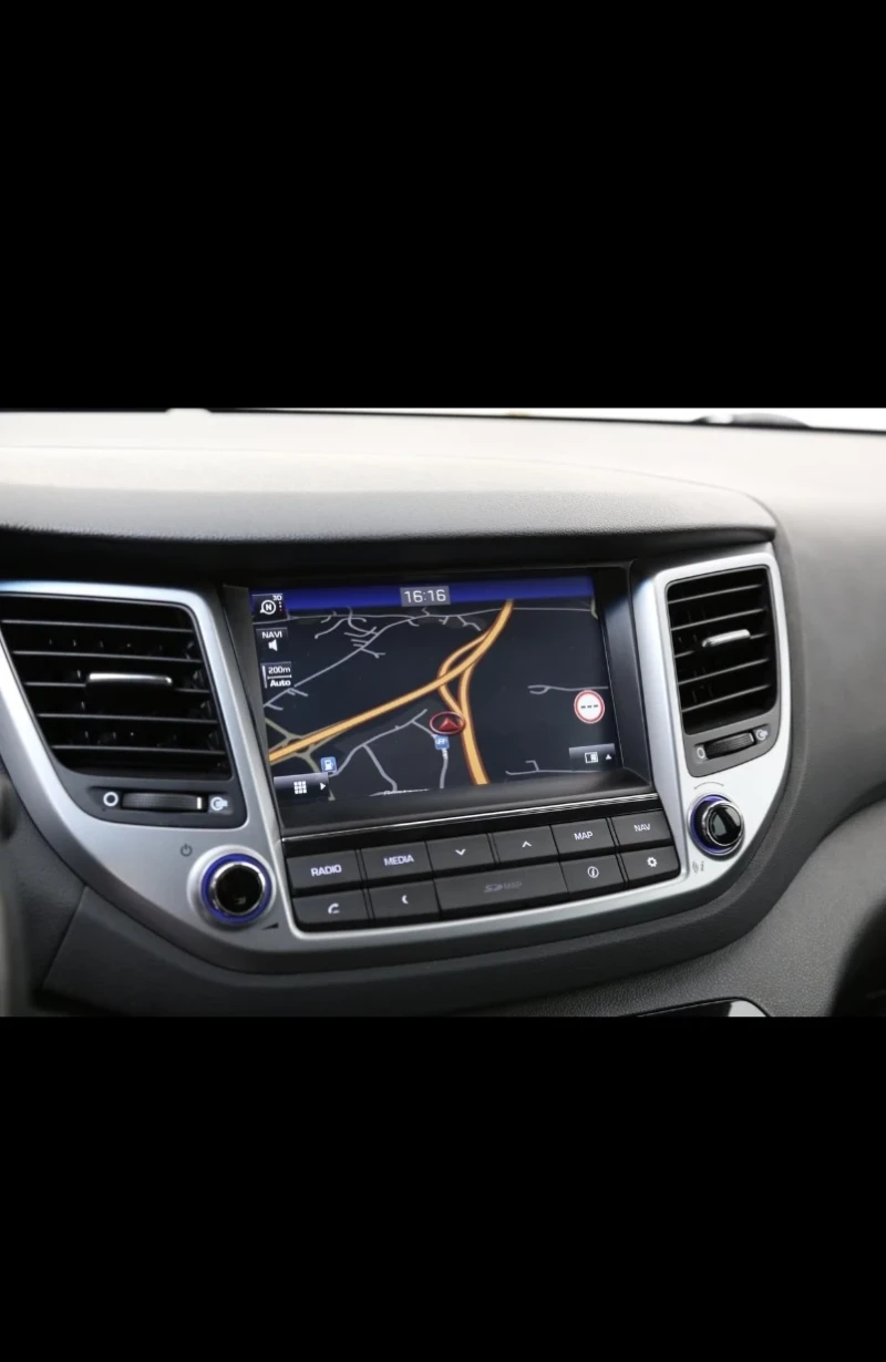 Hyundai Tucson 2.0* CRDI* 4WD* 185k.c* PREMIUM* KEYLESS* LED FULL, снимка 7 - Автомобили и джипове - 52829071