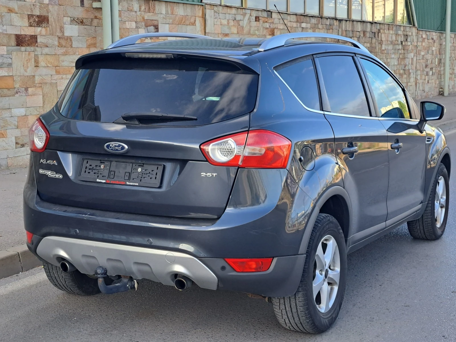 Ford Kuga 2.5T Titanium 4WD AUTOMAT  - изображение 6