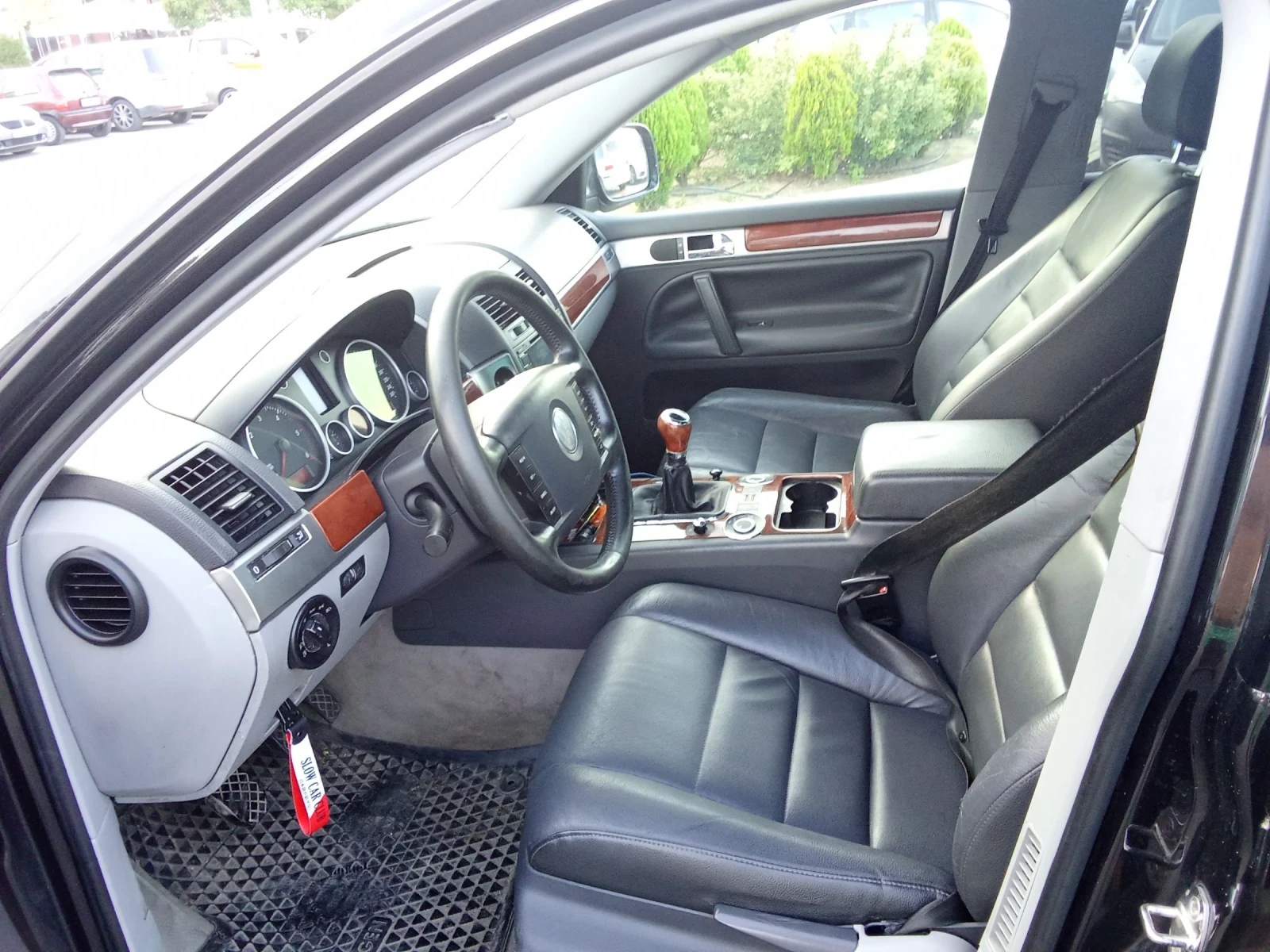 VW Touareg 2.5 ръчка - изображение 9
