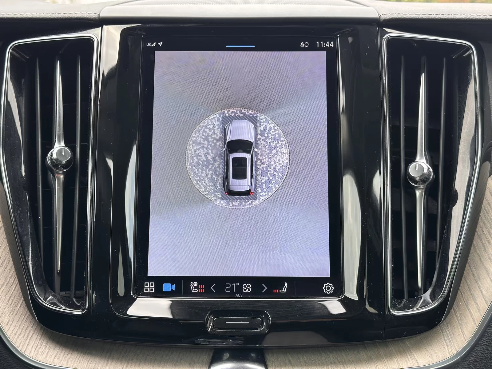 Volvo XC60 INSCRIPTION/398HP/PANO/MEMO/360/LED/DIGI/412g | Mobile.bg   13