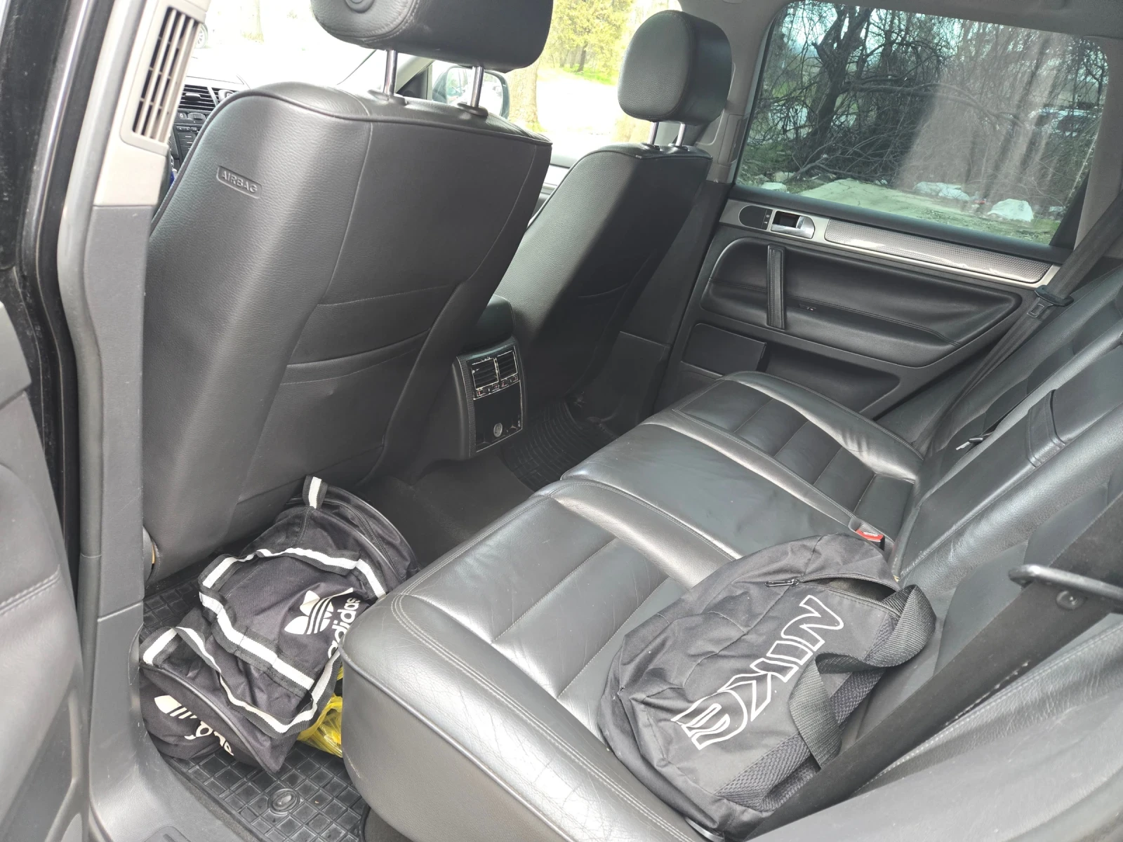 VW Touareg 3.0 TDI R LINE, снимка 8 - Автомобили и джипове - 53938034