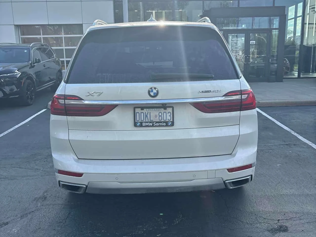 BMW X7 * xDrive40i * ПОДГРЕВИ * 360 * PANO * CARFAX, снимка 4 - Автомобили и джипове - 54513077
