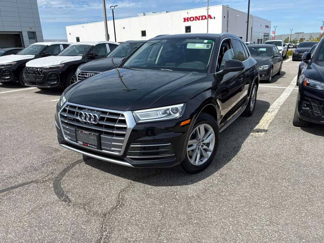 Audi Q5 Komfort /ПОДГРЕВ/КЛИП/CARFAX/ФИНАНСИРАНЕ