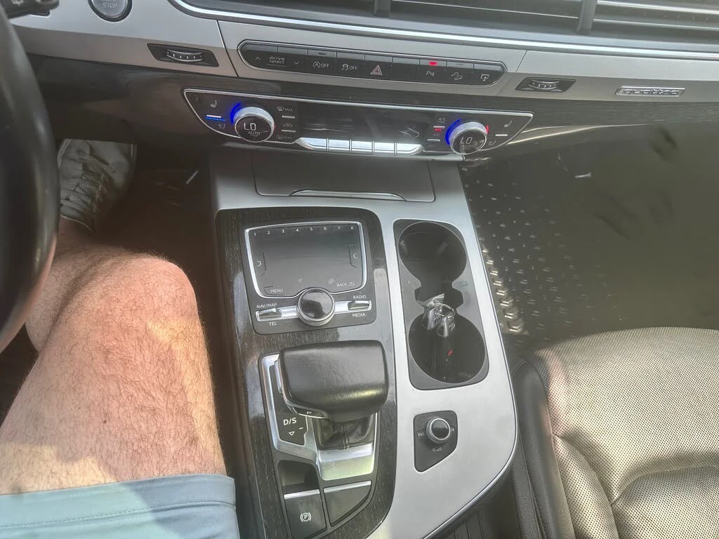 Audi Q7 PRESTIGE ПОДГРЕВ/ОБДУХВАНЕ/ПАНОРАМА, снимка 12 - Автомобили и джипове - 55101207