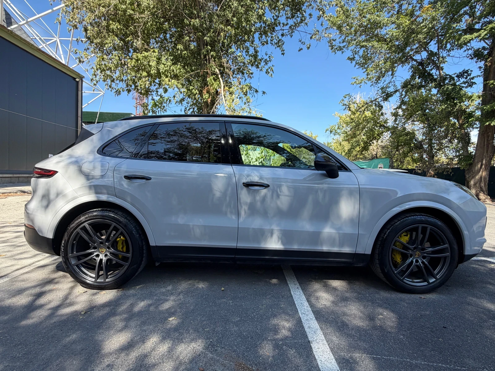 Porsche Cayenne, снимка 3 - Автомобили и джипове - 56132236