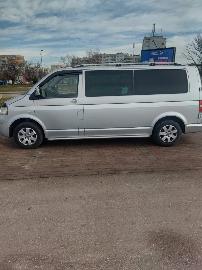 VW T5, снимка 4 - Бусове и автобуси - 49543516