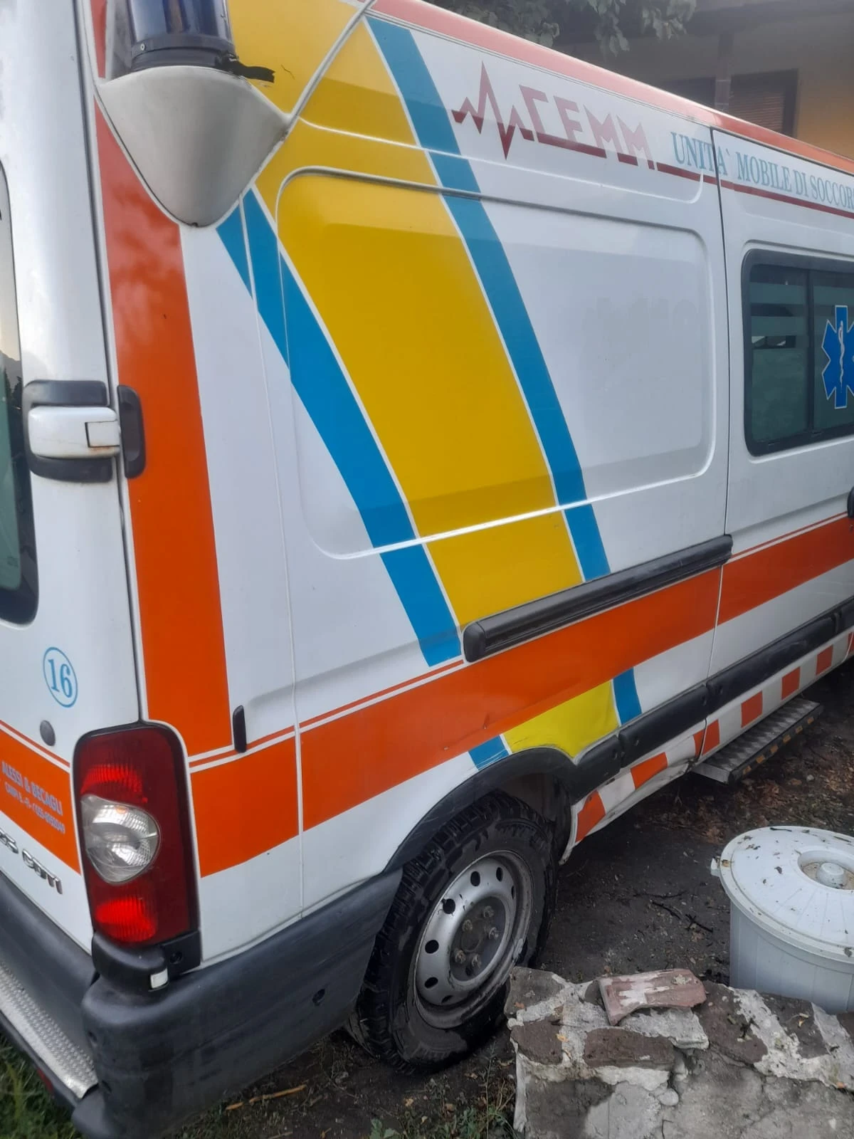 Opel Movano, снимка 4 - Бусове и автобуси - 54088175