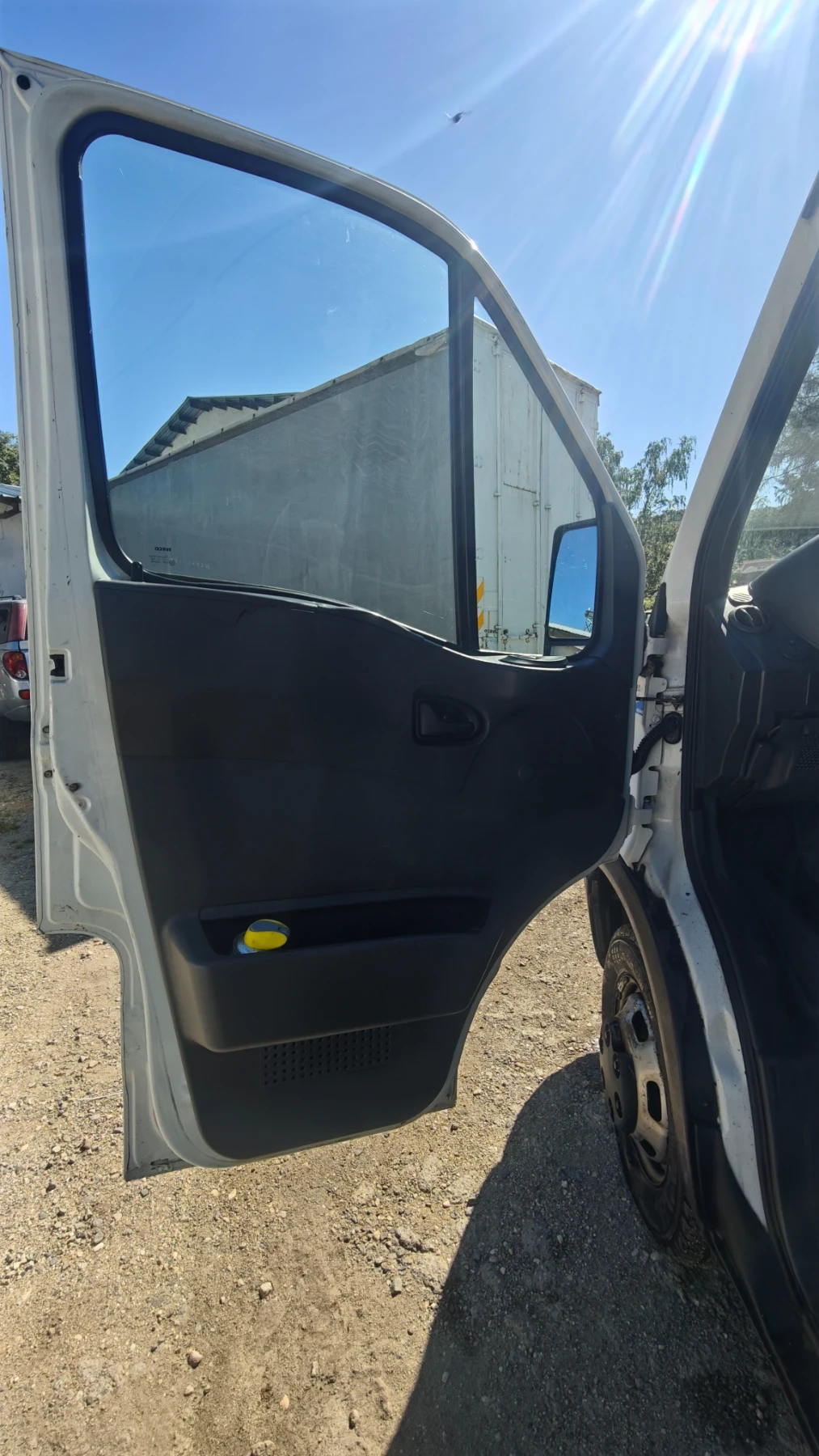 Iveco Daily, снимка 11 - Бусове и автобуси - 54556074