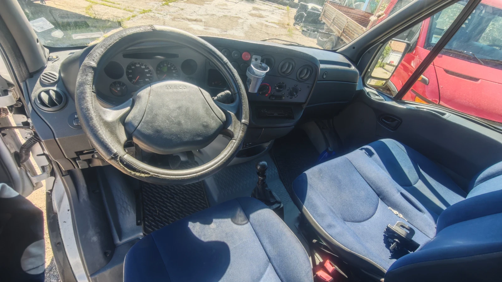 Iveco Daily, снимка 8 - Бусове и автобуси - 54556074