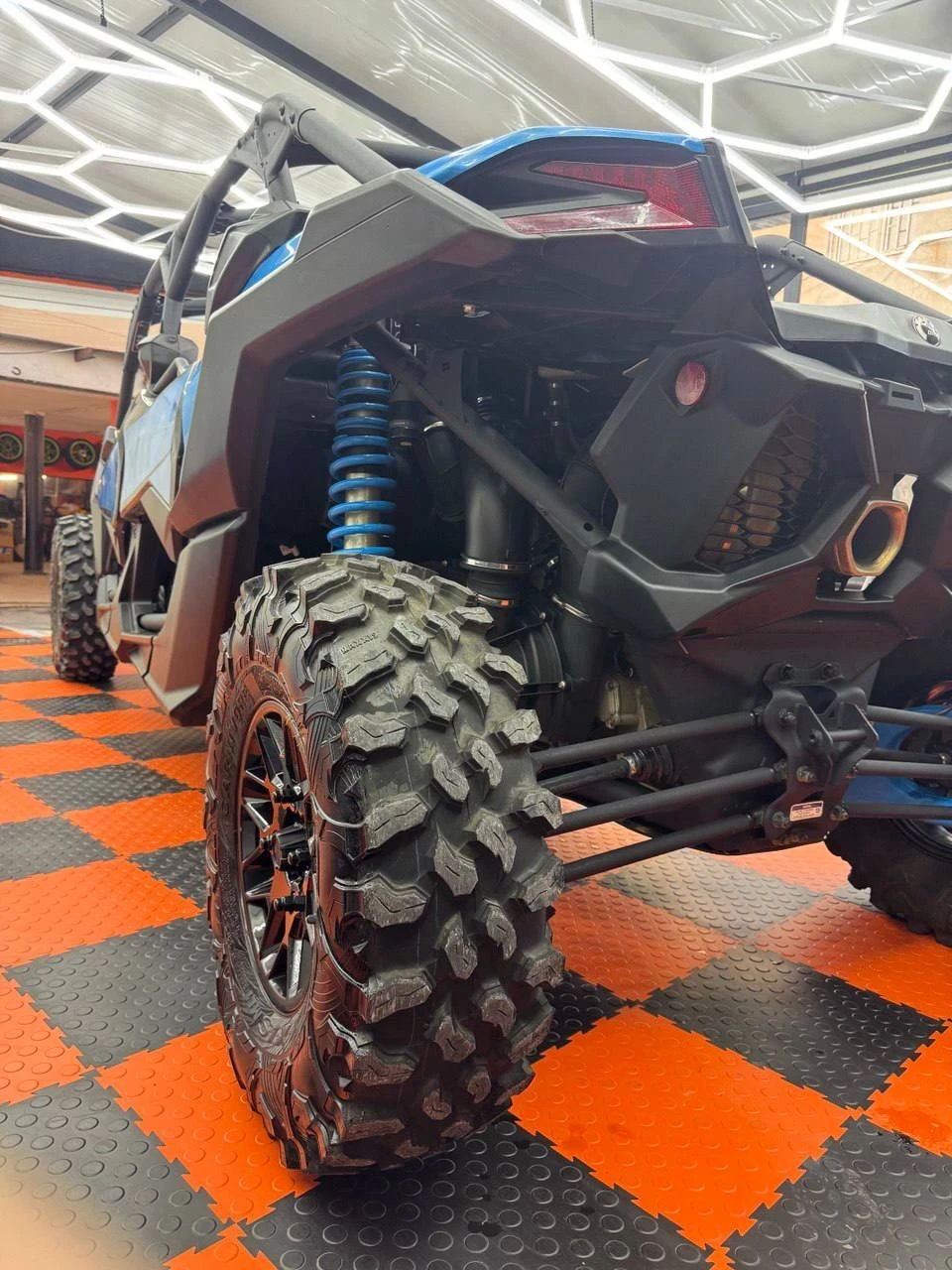 Can-Am Maverick X3 MAX DS TURBO * 4-Местен * ЧИСТО НОВ*  - изображение 7