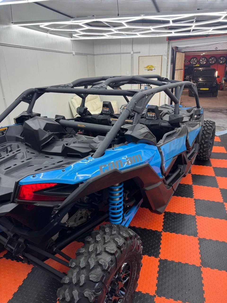 Can-Am Maverick X3 MAX DS TURBO * 4-Местен * ЧИСТО НОВ*  - изображение 4