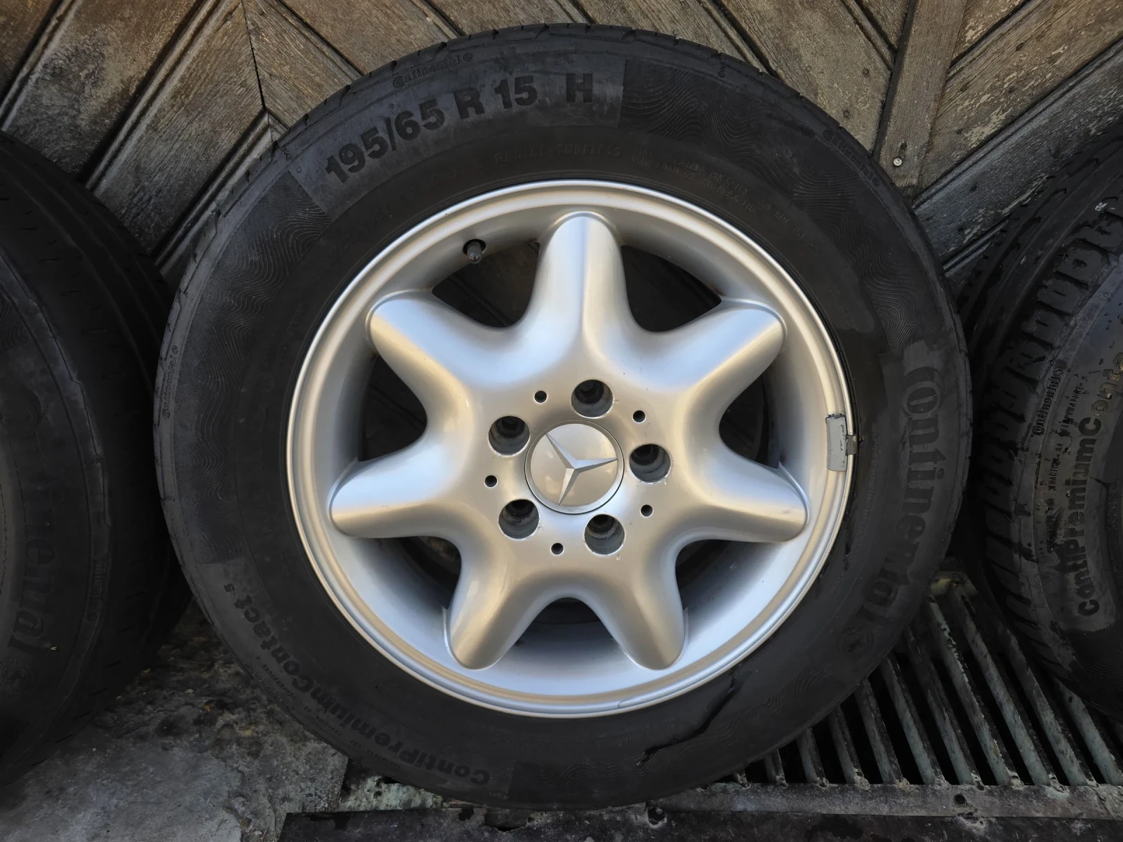    195/65R15  Mercedes-Benz C 220 | Mobile.bg   3
