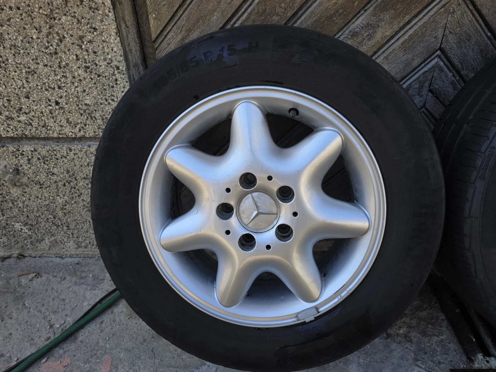    195/65R15  Mercedes-Benz C 220 | Mobile.bg   2