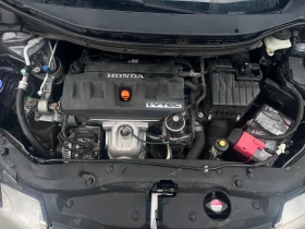 Honda Civic 1.8i-АВТОМАТИК, снимка 16