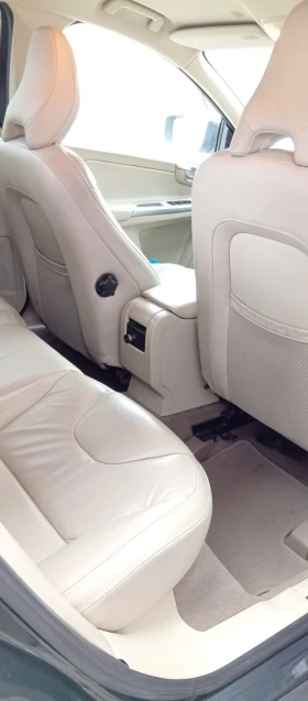 Volvo XC60 2, 4 Дизел, 4* 4, ШВЕЙЦАРИЯ, снимка 9