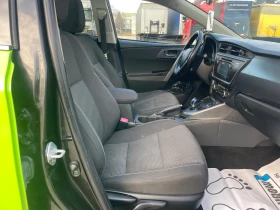 Toyota Auris 1.8 HYBRID 99кс, снимка 11