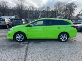 Toyota Auris 1.8 HYBRID 99кс, снимка 3