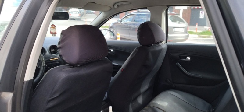 Seat Ibiza 1.4, снимка 2 - Автомобили и джипове - 45631322