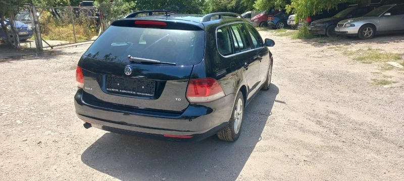 VW Golf Variant 1.6 TDI, снимка 5 - Автомобили и джипове - 46787369