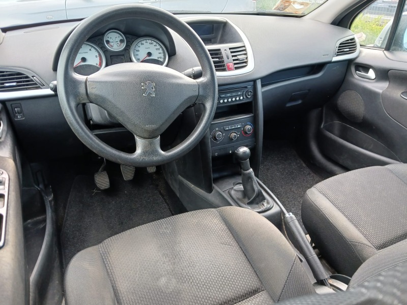 Peugeot 207 1.6 HDI, снимка 7 - Автомобили и джипове - 46355479