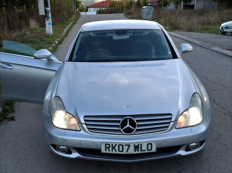 Mercedes-Benz CLS 500 БАРТЕР* ГАЗОВ ИНЖЕКЦИОН* ПРУЖИНИ* ПОДГРЕВ*  , снимка 2 - Автомобили и джипове - 47067899