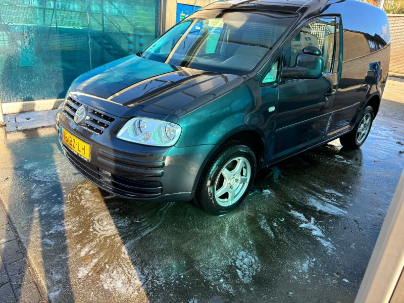 VW Caddy, снимка 2 - Автомобили и джипове - 48446017