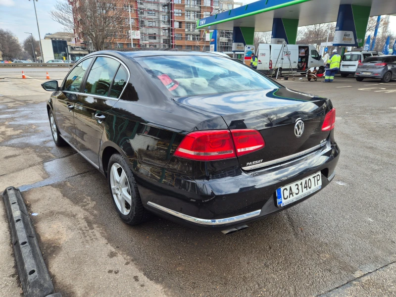 VW Passat B7, снимка 4 - Автомобили и джипове - 49260633