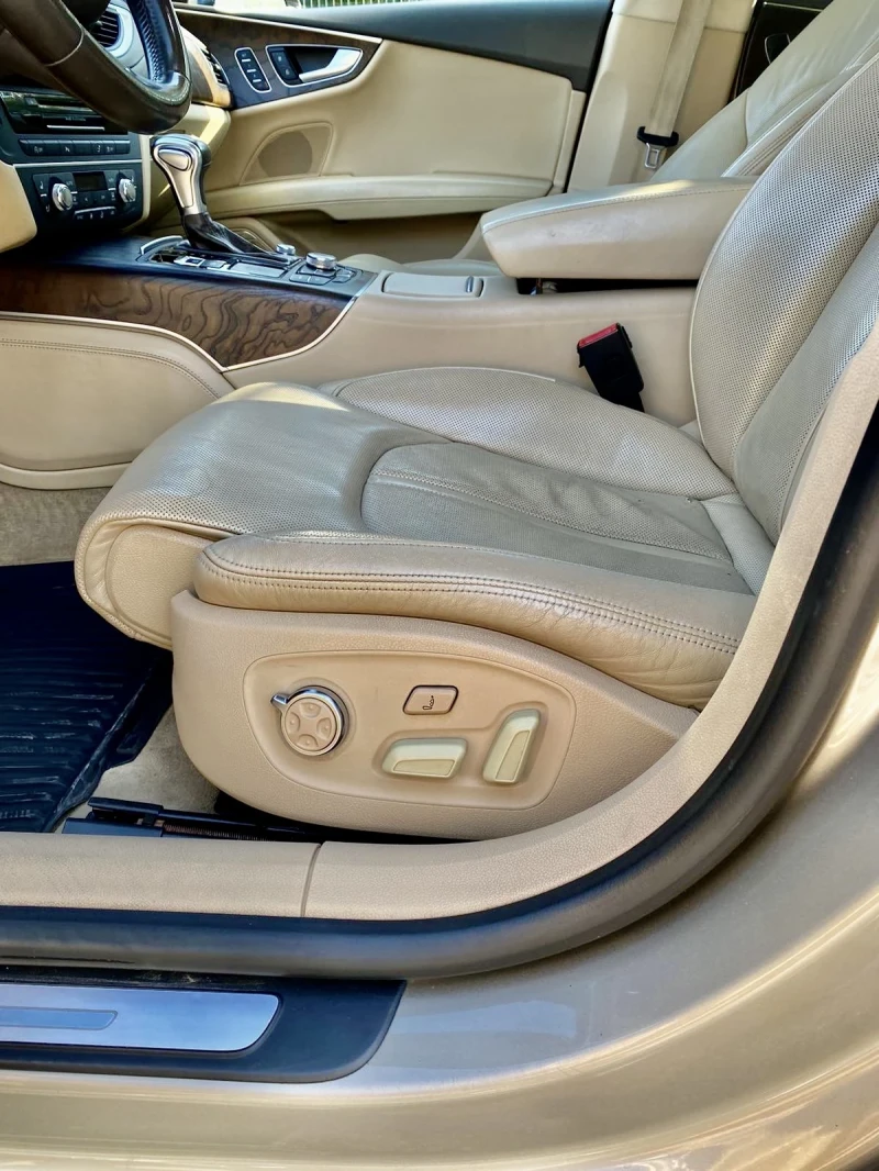 Audi A7 RS7, снимка 6 - Автомобили и джипове - 52401899