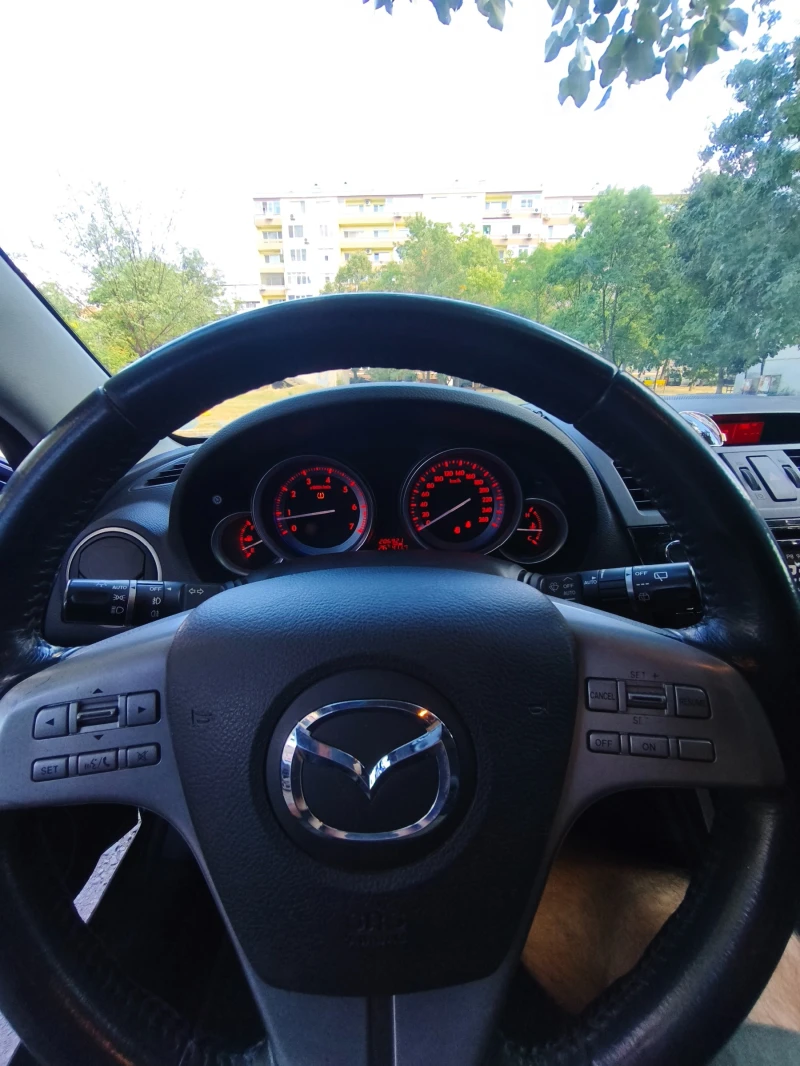 Mazda 6 2.5, снимка 10 - Автомобили и джипове - 52397923
