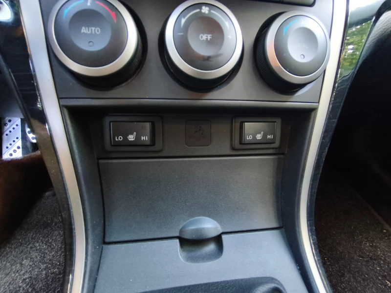 Mazda 6 2.5, снимка 9 - Автомобили и джипове - 52397923