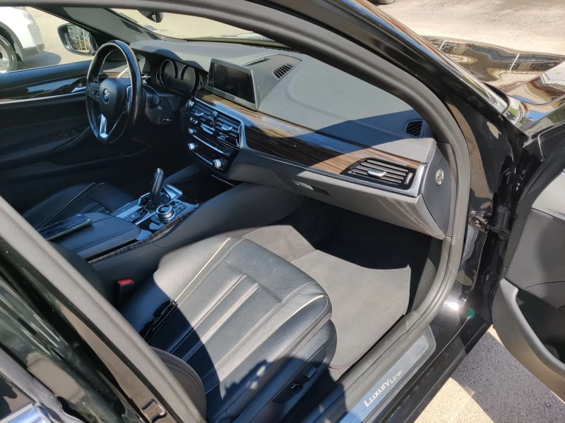BMW 520 xDrive Luxury, снимка 9 - Автомобили и джипове - 52517703