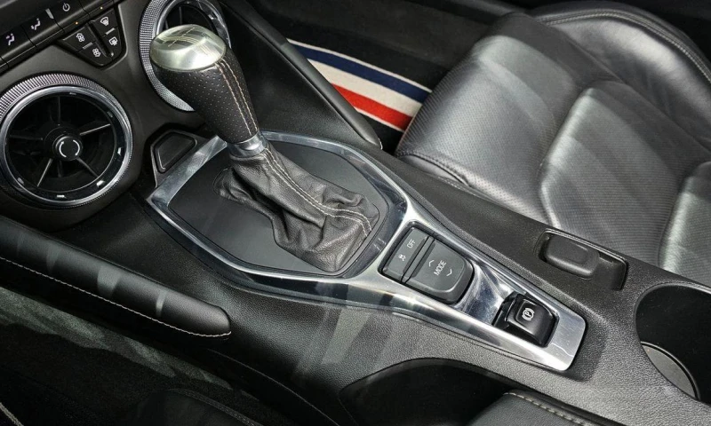 Chevrolet Camaro SS 6.2 V8  * НАЙ-ДОБРА ЦЕНА В БЪЛГАРИЯ* , снимка 9 - Автомобили и джипове - 52266347